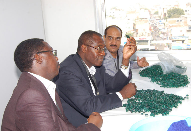 Gemfields enjoys sparkling Jaipur emerald auction